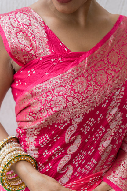 Chiniya Sona Rupa Kaeri Stripes Bandhej Ombre Pink Saree