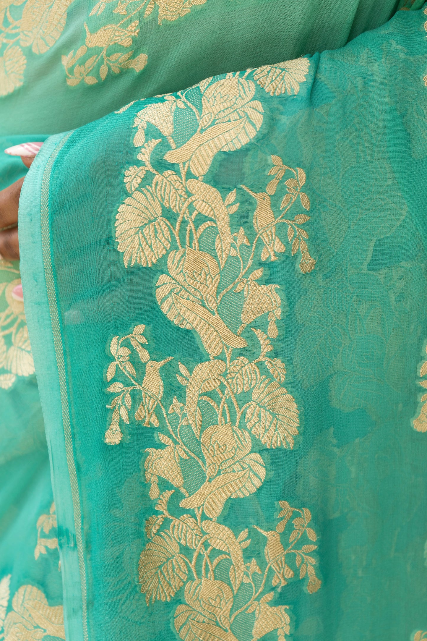 Shaded Shikargah Khaddi Georgette Saree