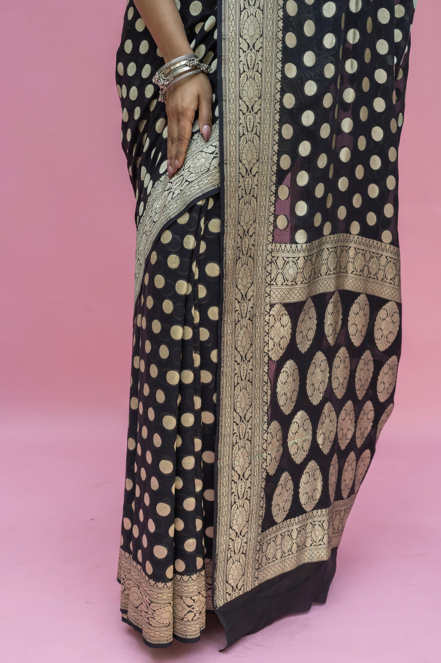 Khaddi Polka Dots Black Saree