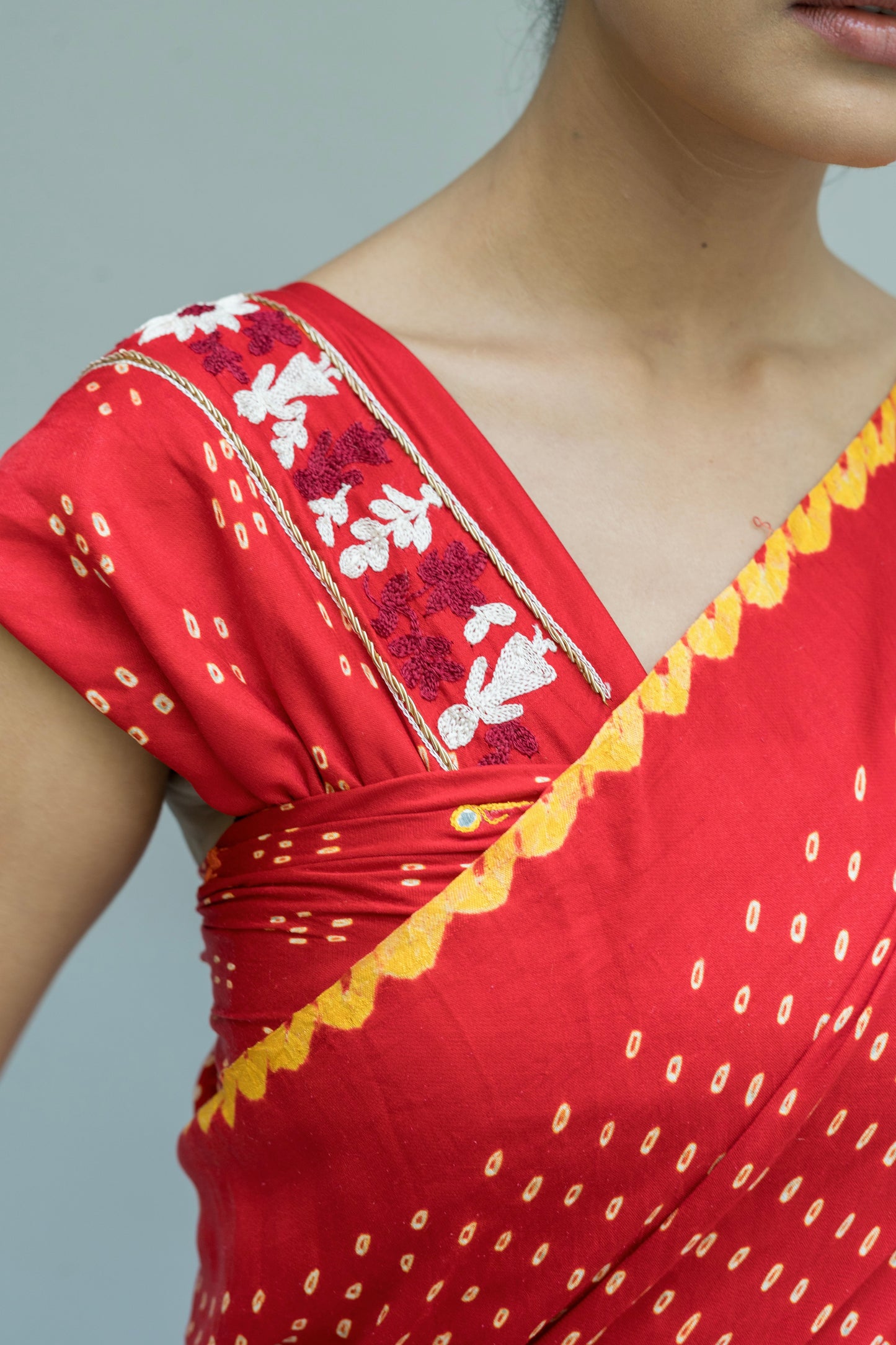 Gajji Warli Embroidered Palla Red Bandhej Saree