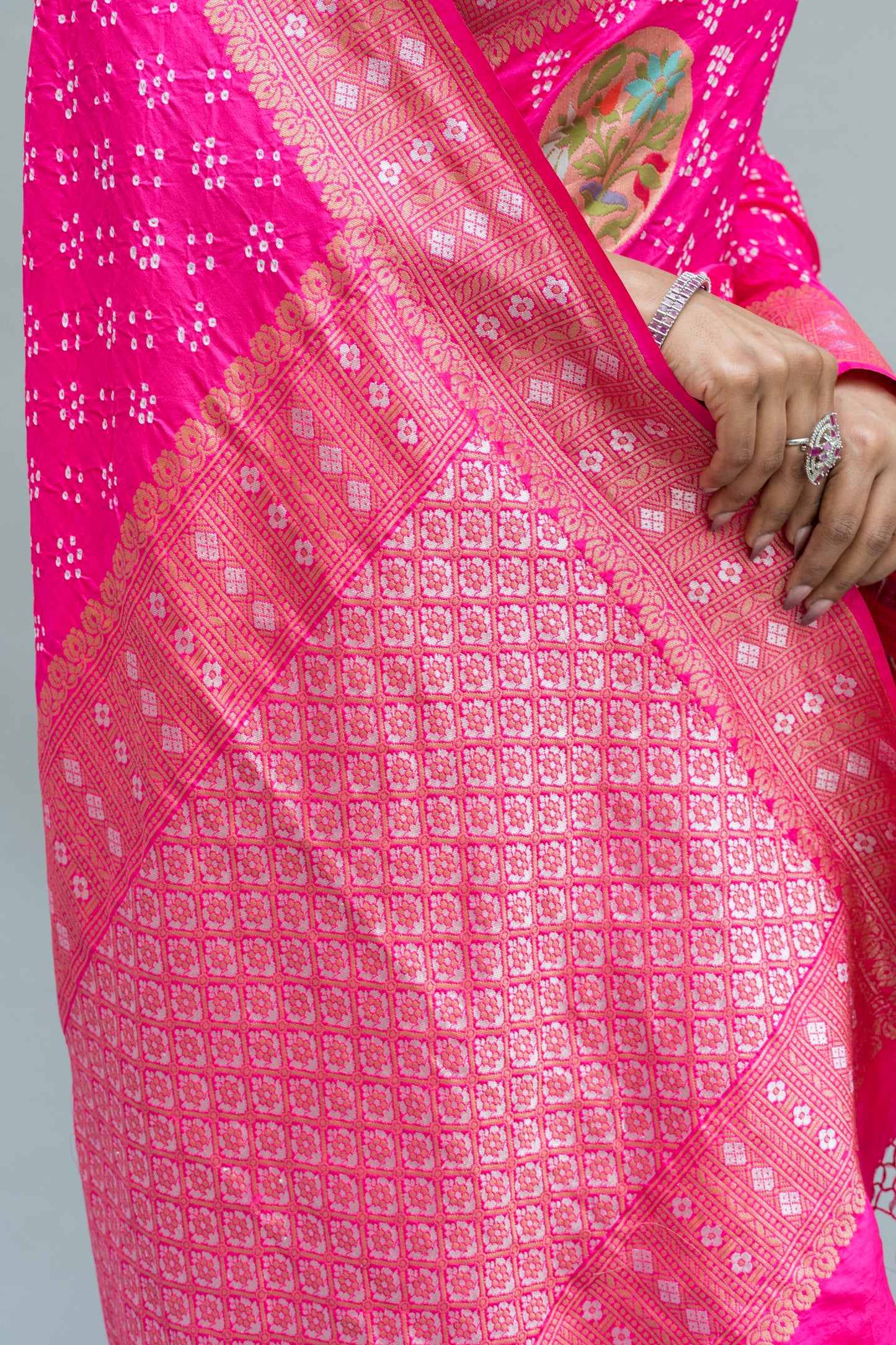 Paithani Patch Rai Dana Pink Bandhej Saree