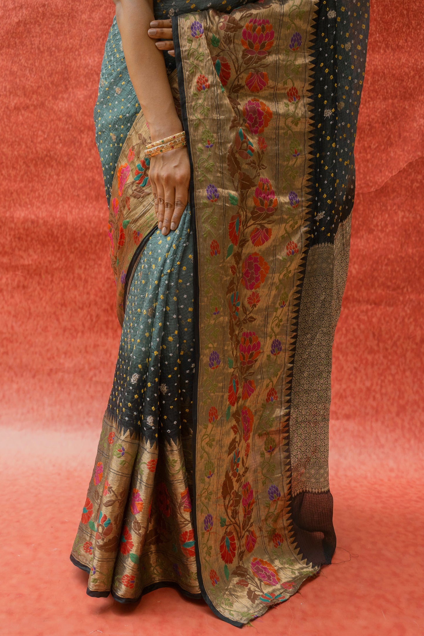 Kota Doria Paithani Meenakari Ombre Grey Bandhej Saree