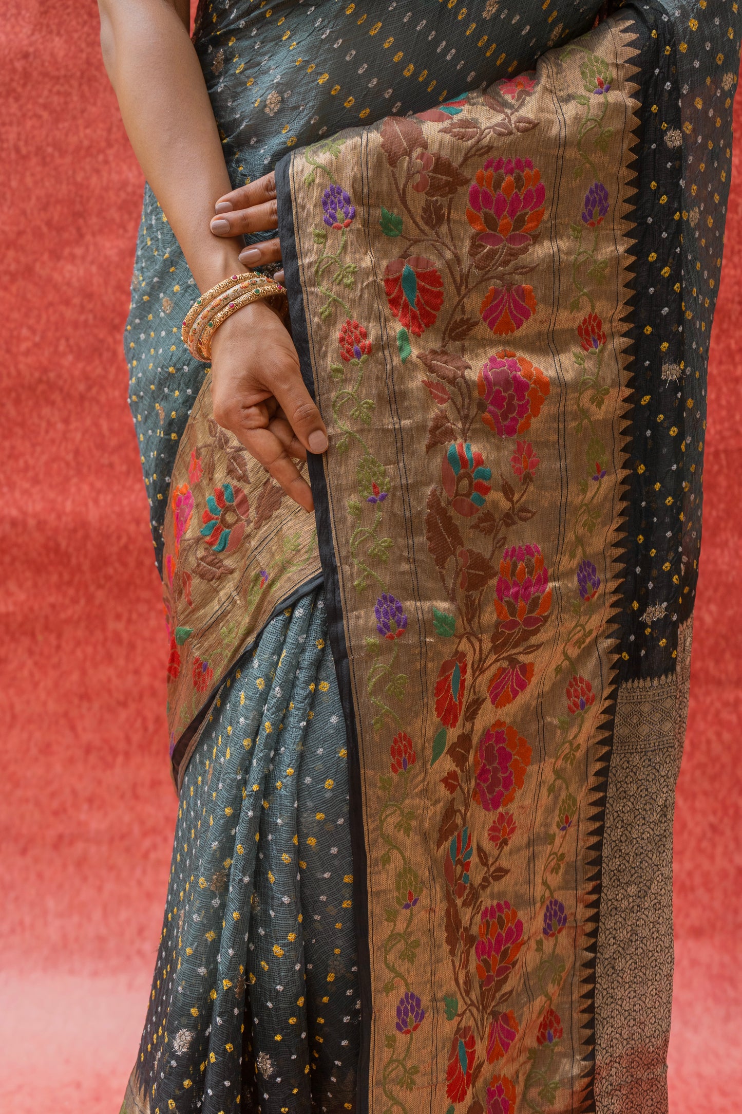Kota Doria Paithani Meenakari Ombre Grey Bandhej Saree