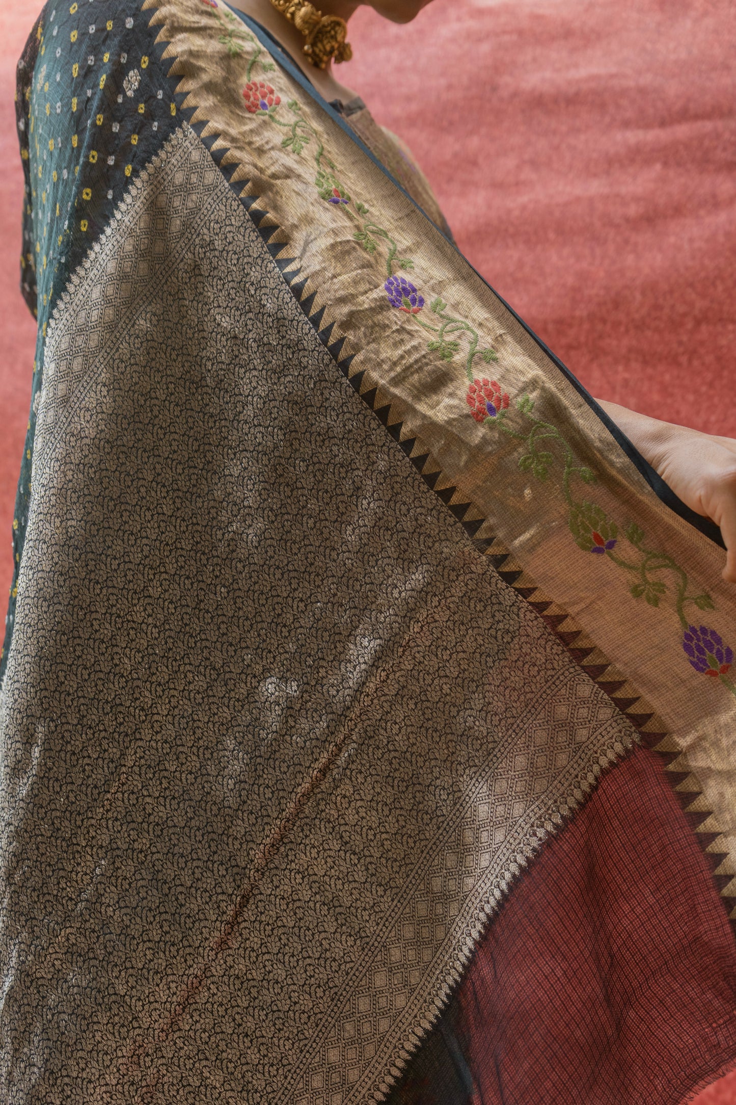 Kota Doria Paithani Meenakari Ombre Grey Bandhej Saree