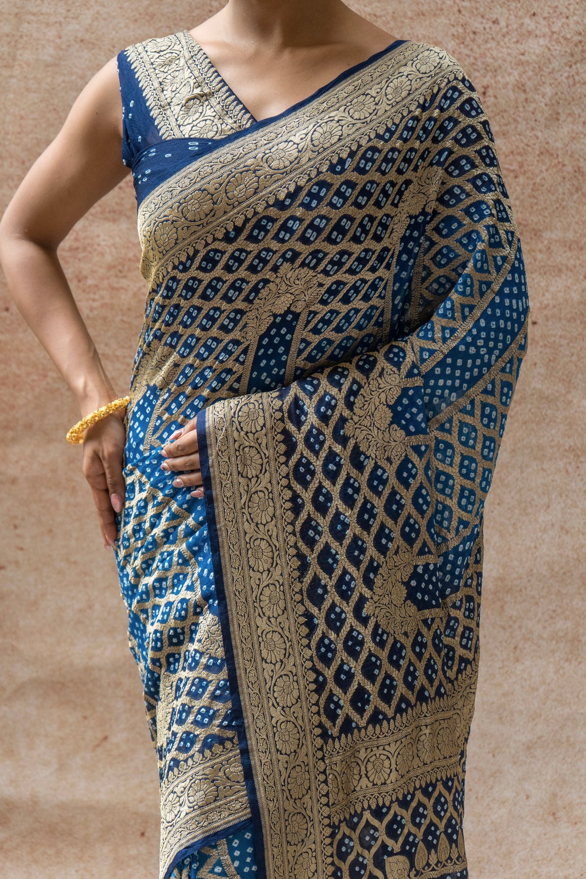 Georgette Neemzari Stripes Jaal Bandhej Ombre Blue Saree