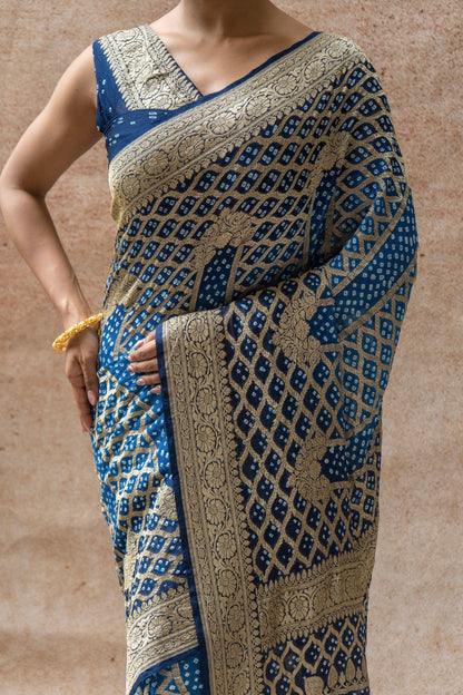 Georgette Neemzari Stripes Jaal Bandhej Ombre Blue Saree