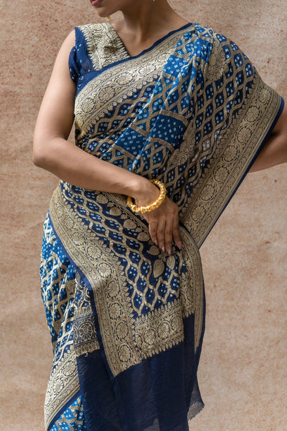 Georgette Neemzari Stripes Jaal Bandhej Ombre Blue Saree