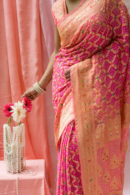 Georgette Figure Weaving Meenakari Ombre Pink Bandhej Saree