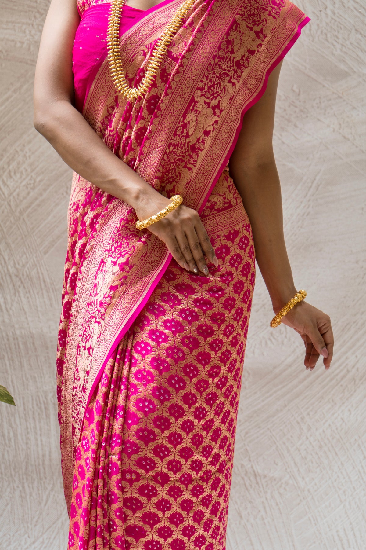 Georgette Neemzari Jaal Rani Bandhej Saree