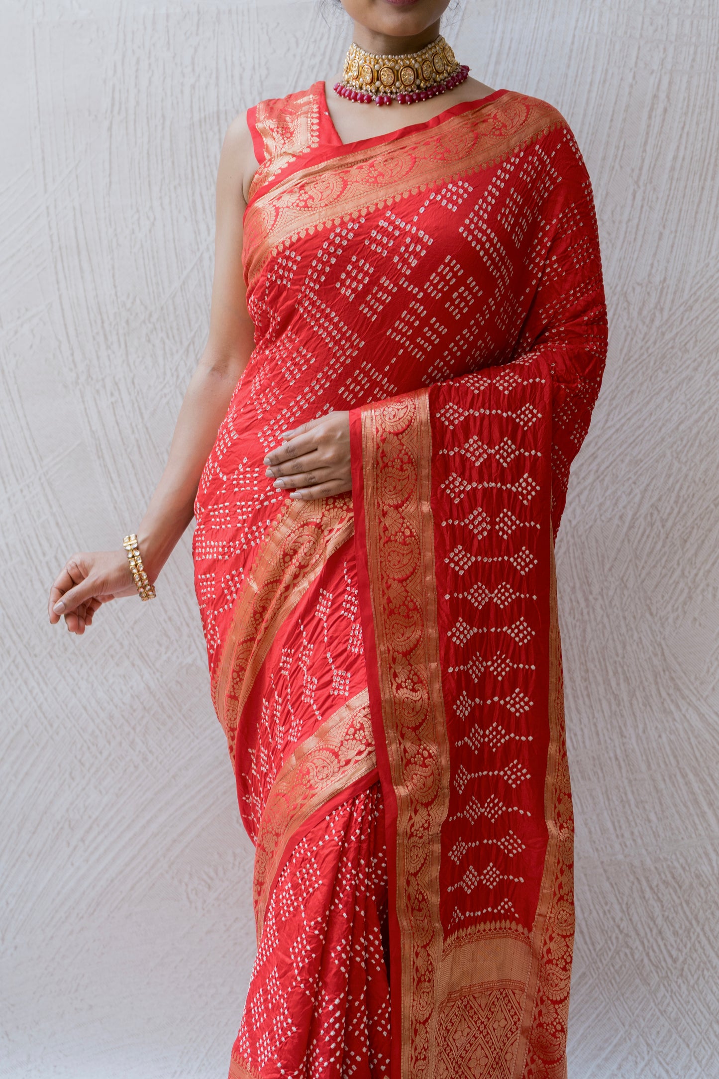 Chiniya Double Border Red Bandhej Saree