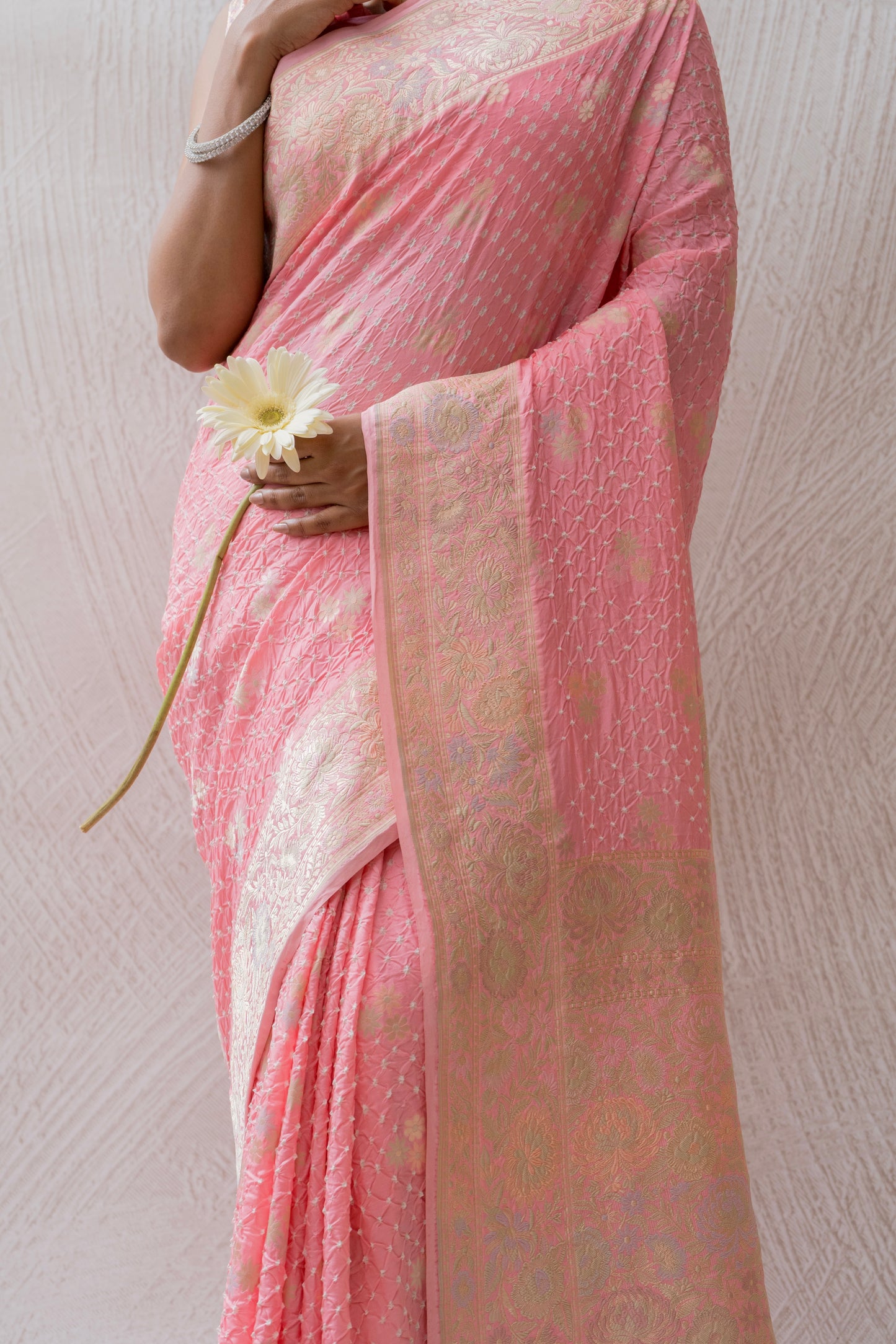 Katan Parsi Booti Rai Dana Pastel Pink Bandhej Saree