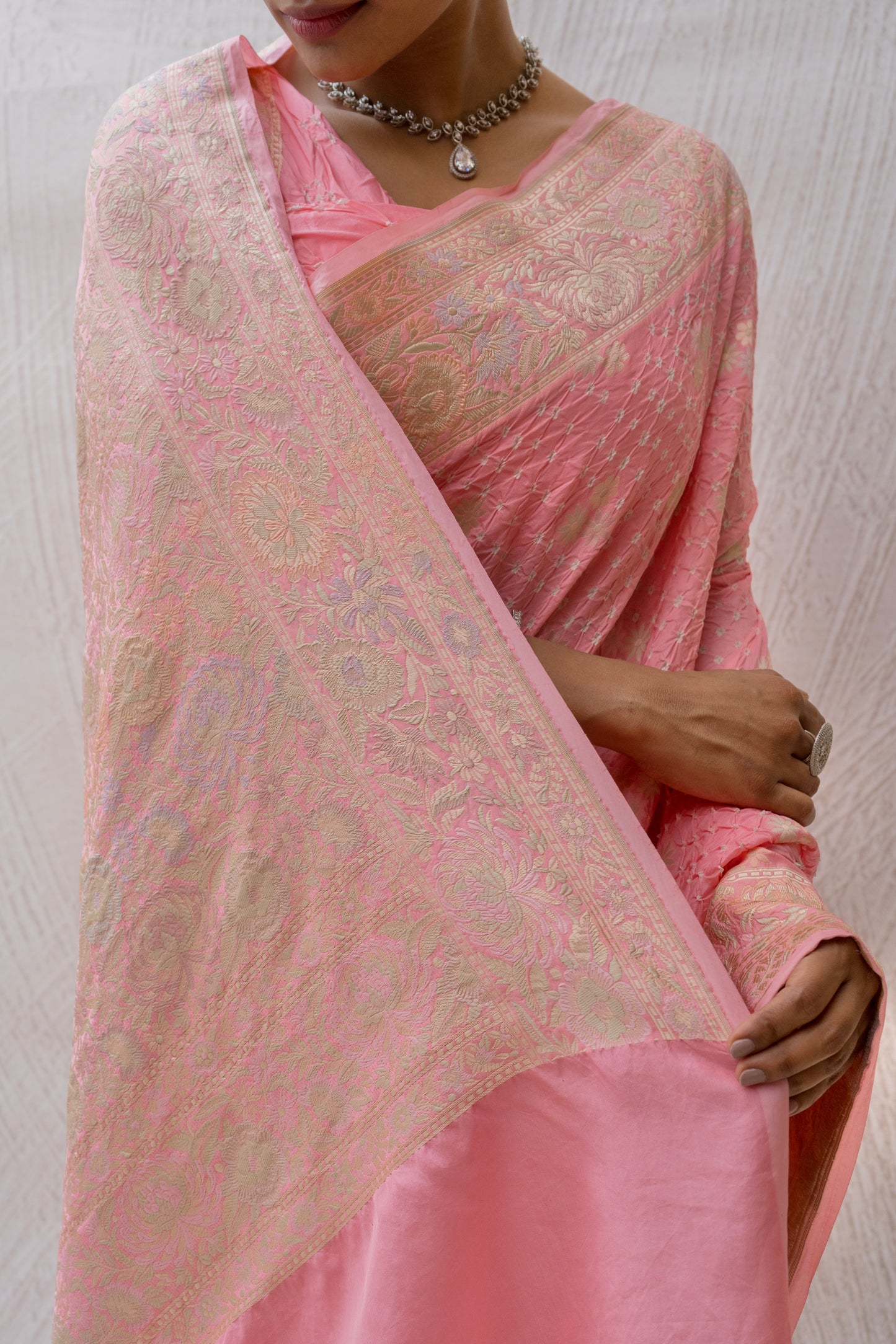 Katan Parsi Booti Rai Dana Pastel Pink Bandhej Saree