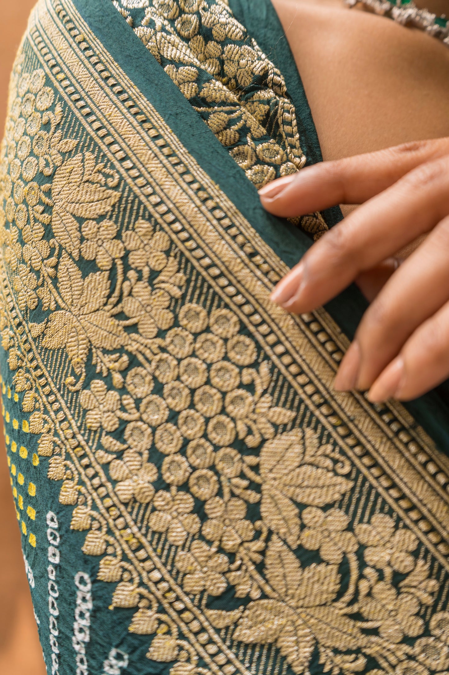 Green Shaded Bandhani with Floral Border Saree