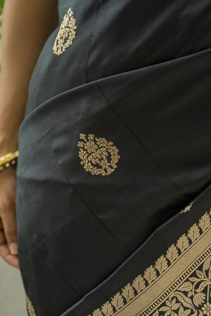Black Katan Kadhua Sona Rupa Meenakari Saree