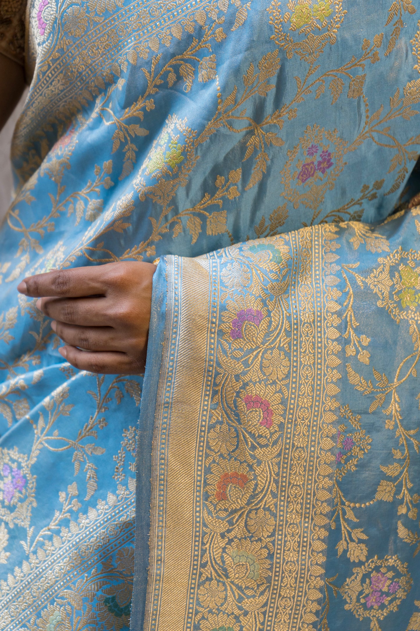 Aasmani Kadhua Jangla Silk Tissue Saree