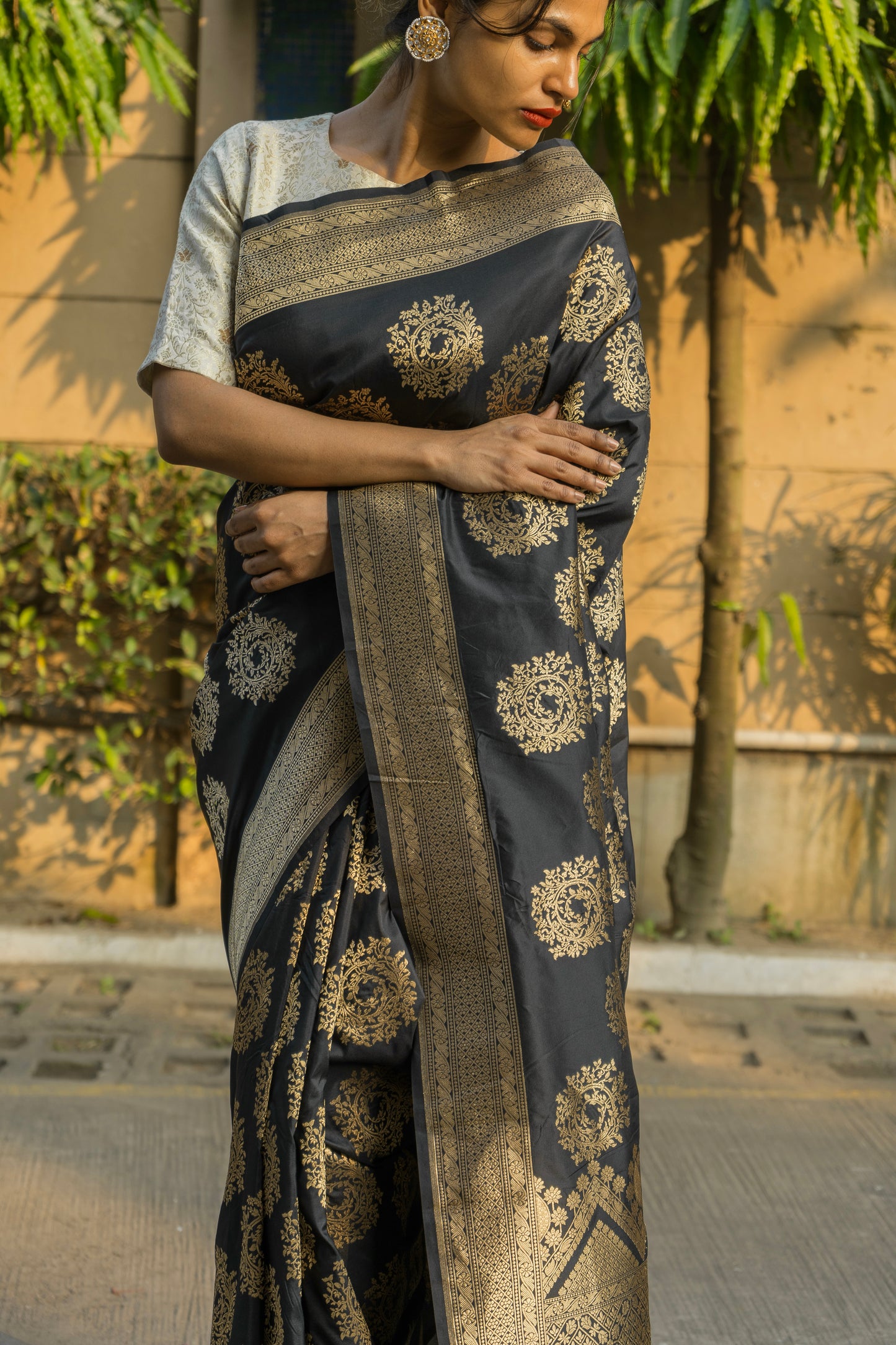 Katan Zari Booti Black Saree