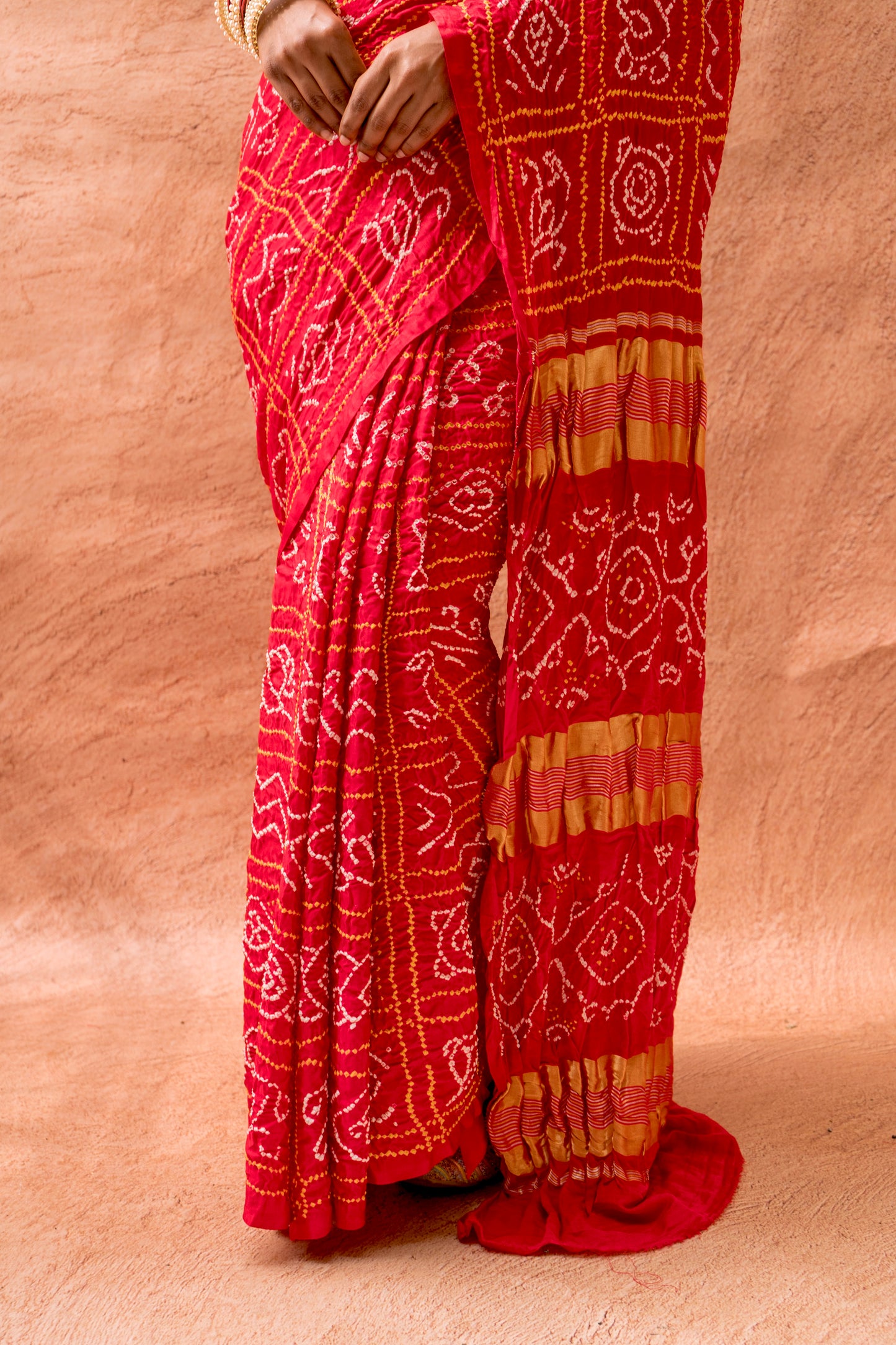 Gajji Gharchola Rai Dana Red Bandhej Saree