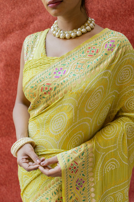 Meenakari Rai Dana Georgette Green Bandhej Saree