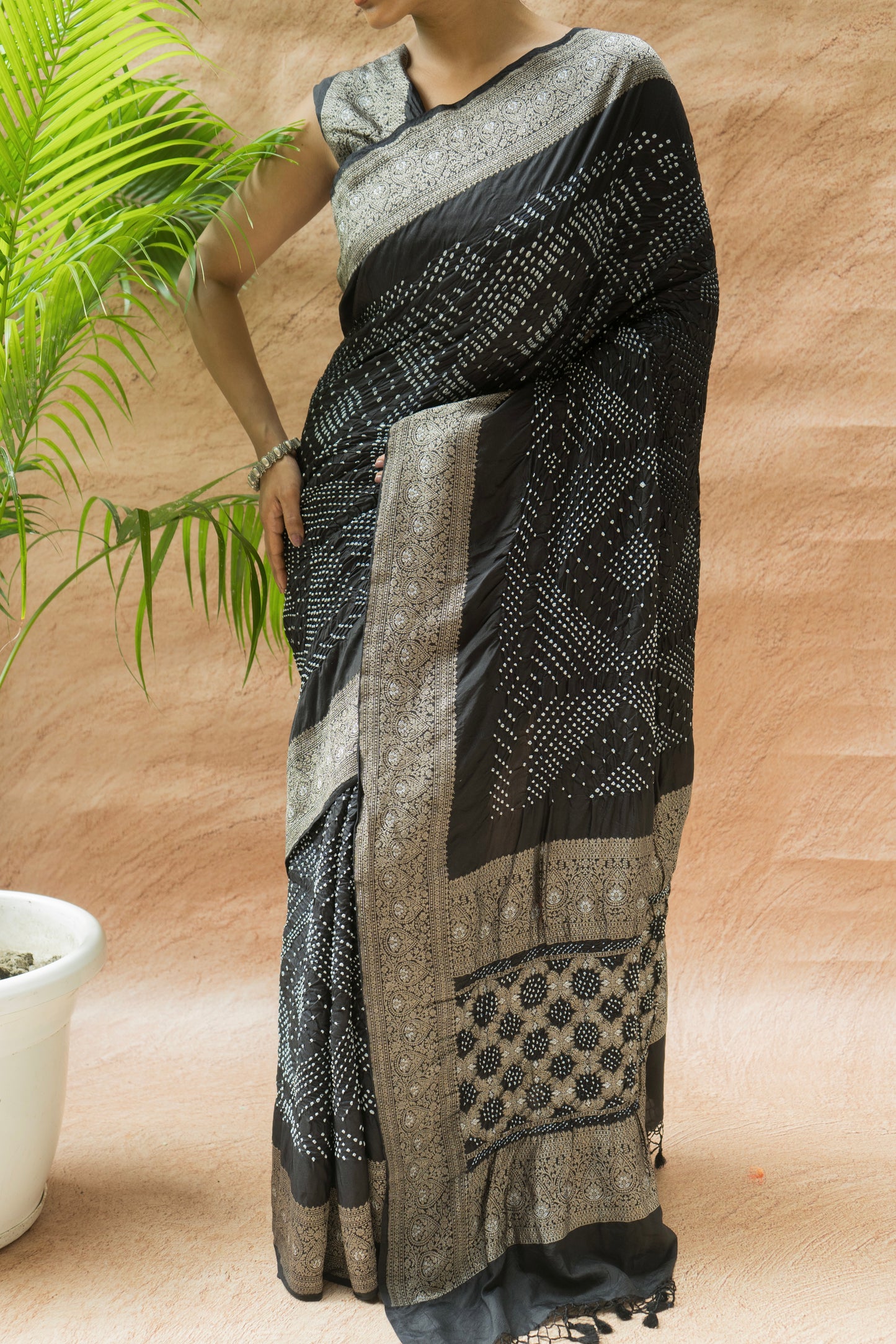 Katan Rai Dana Black Bandhej Saree