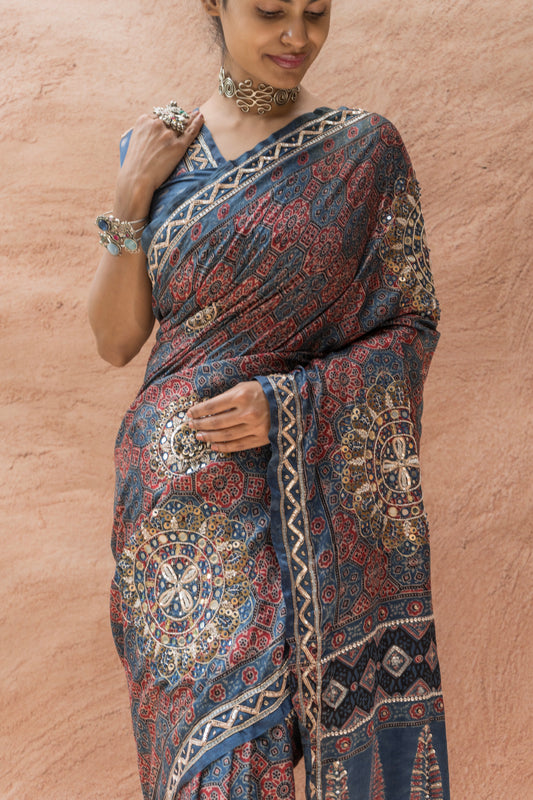 Embroidered Ajrakh Print Indigo Floral Gajji Saree