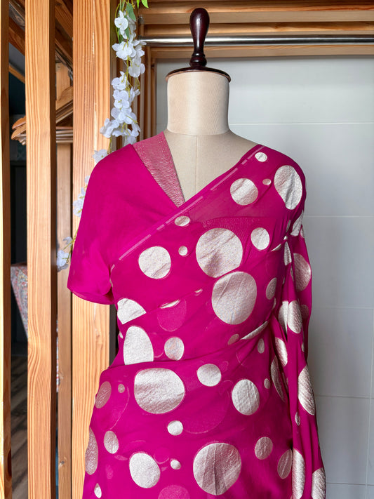 Khaddi Georgette Rani Polka Dots Saree