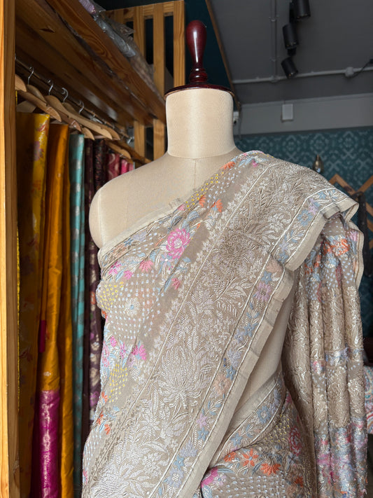 Parsi Jaal Georgette Bandhej Light Brown Saree