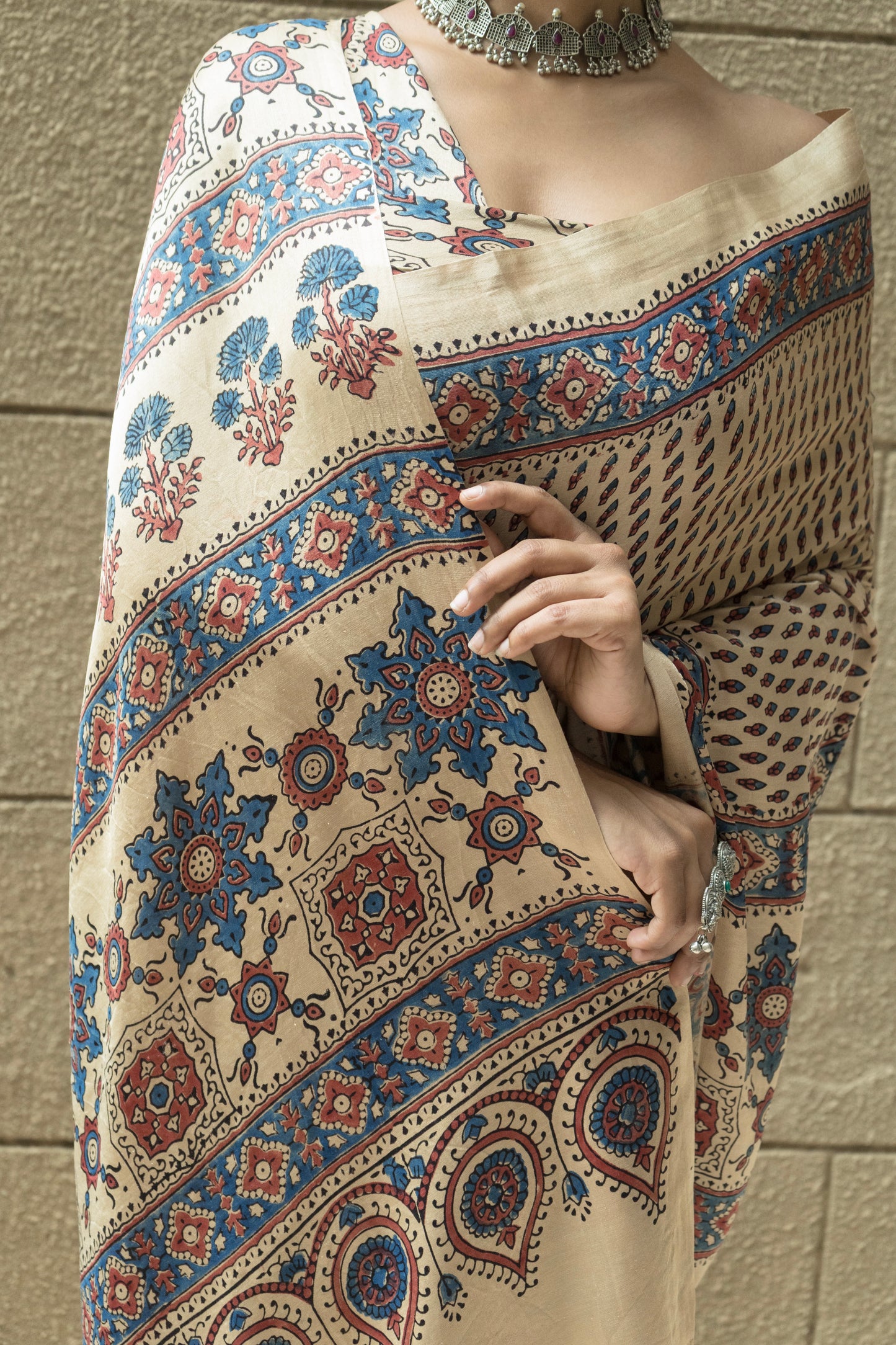 Ajrakh Print Floral Gajji Ivory Gold Saree