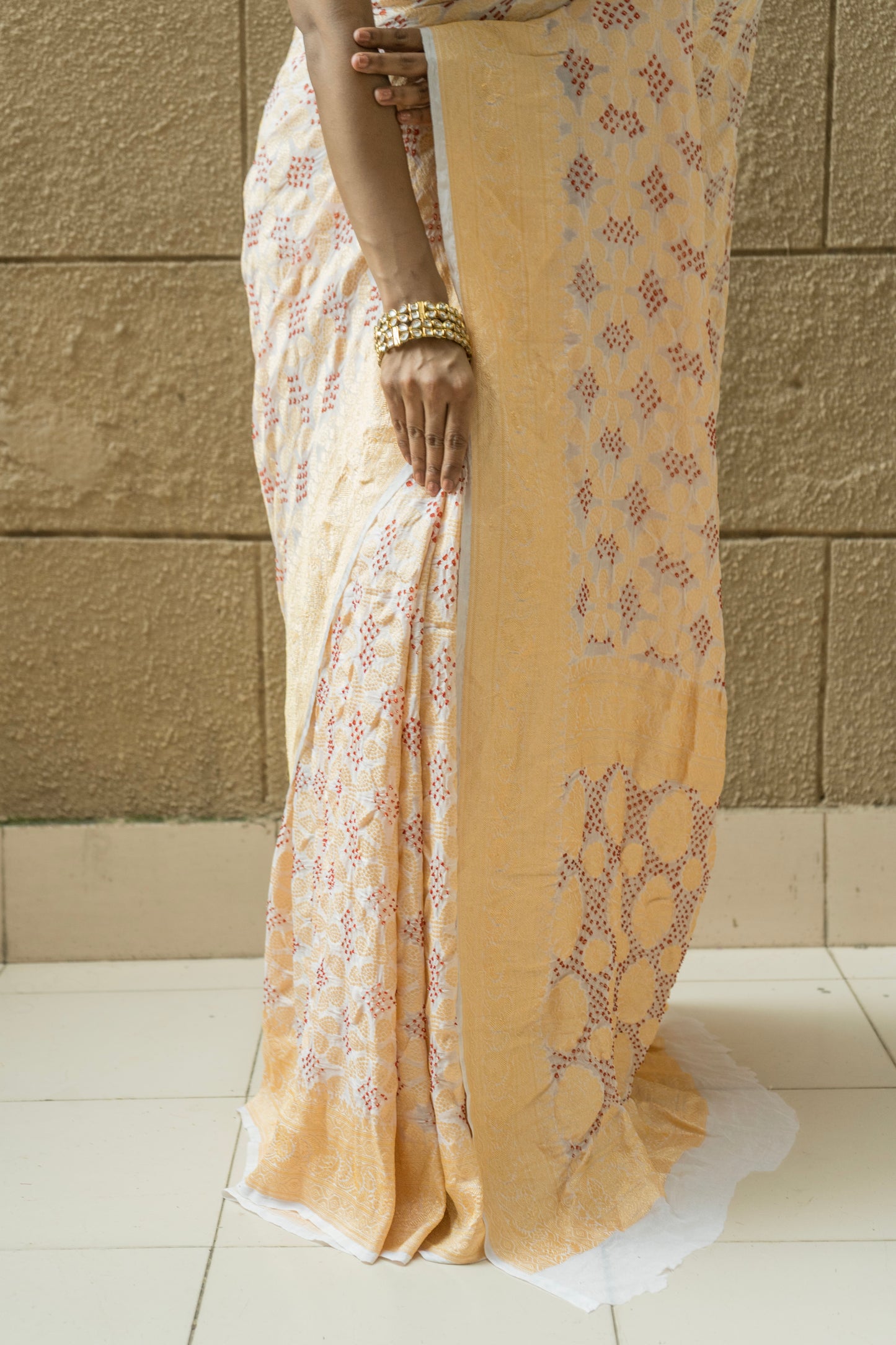Georgette Neemzari Red Rai Dana Floral (White) Saree
