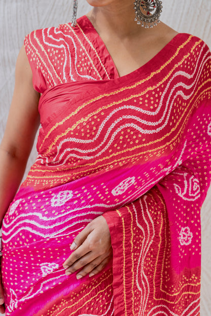 Gajji Rai Dana Ombre Pink-Red Bandhej Saree