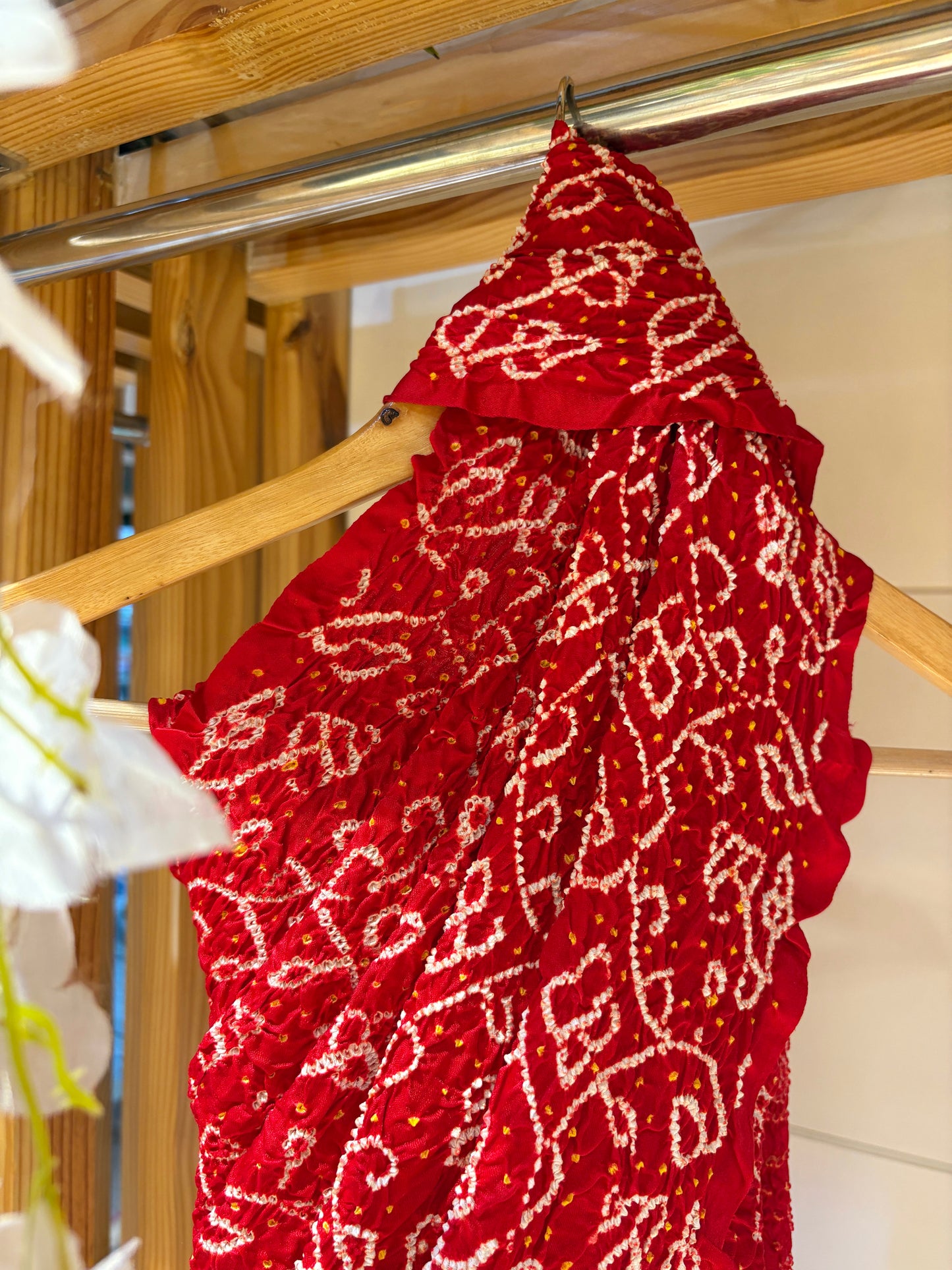 Gajji Intricate Rai Dana Red Bandhej Saree
