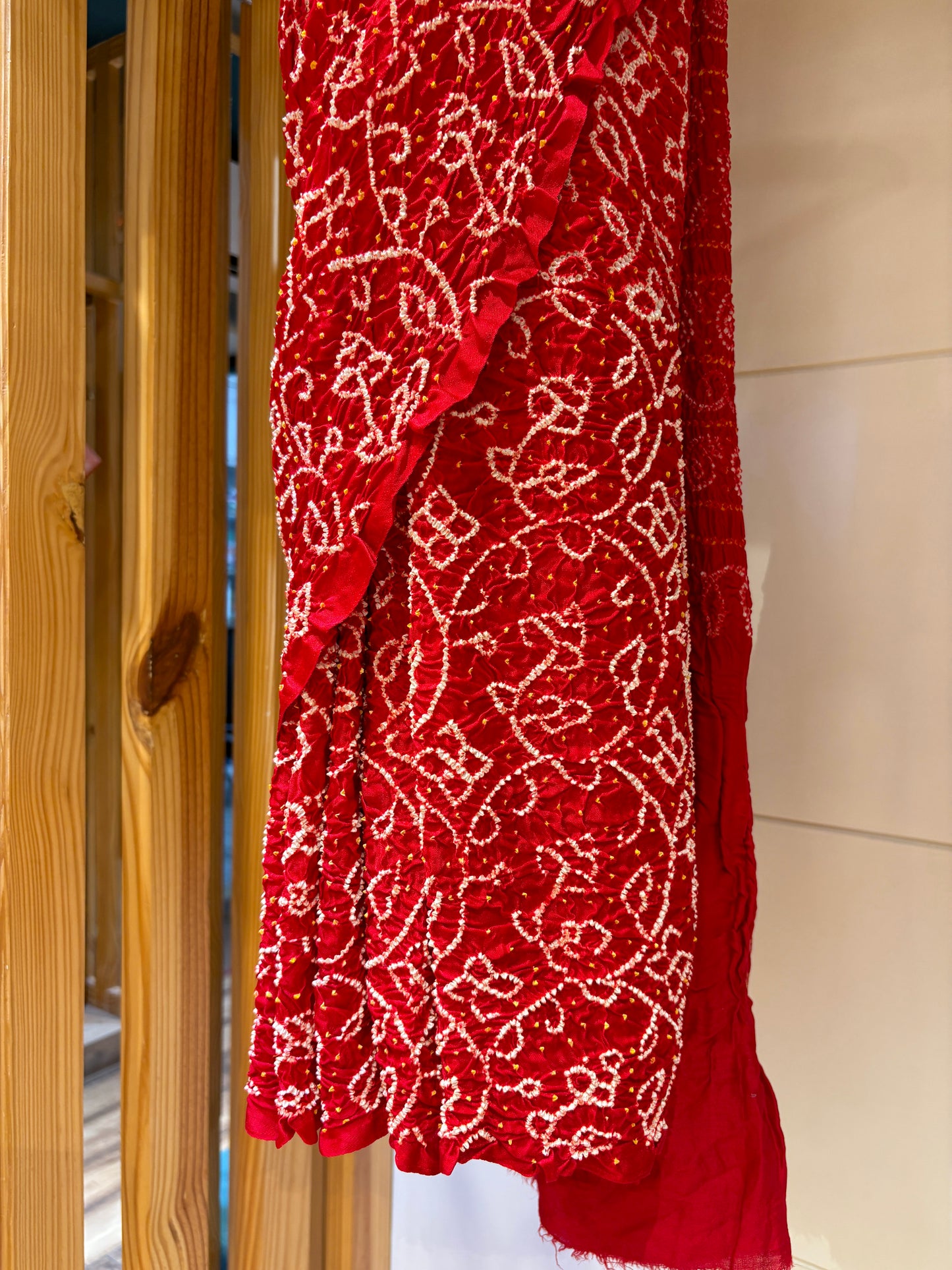 Gajji Intricate Rai Dana Red Bandhej Saree