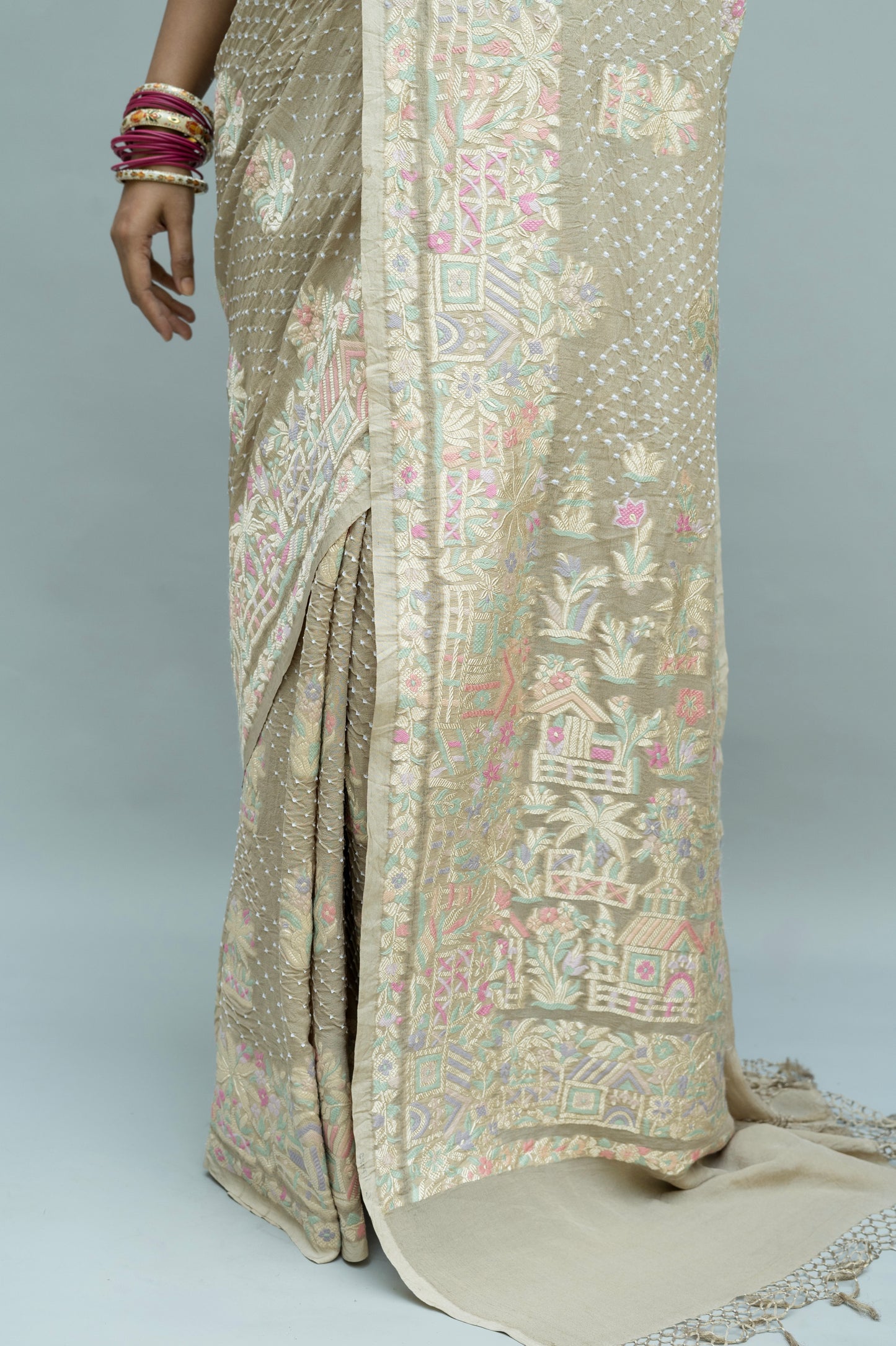 Georgette Parsi Bootidar Earthy Brown Bandhej Saree