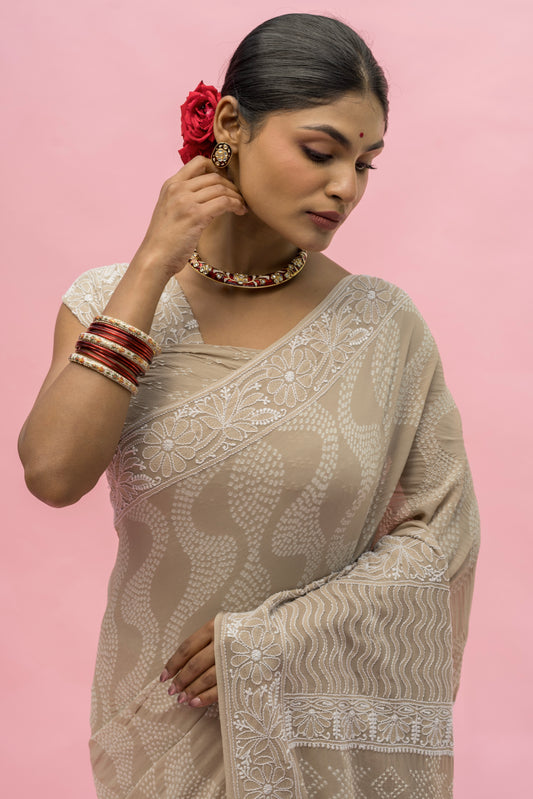 Georgette Lucknowi Light Grey Bandhej Saree