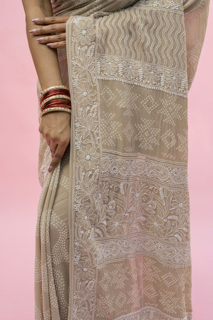Georgette Lucknowi Light Grey Bandhej Saree