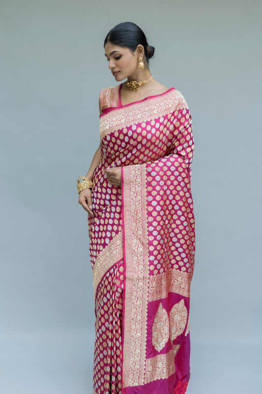 Katan Kadhua Silver Gold Booti Rani Saree