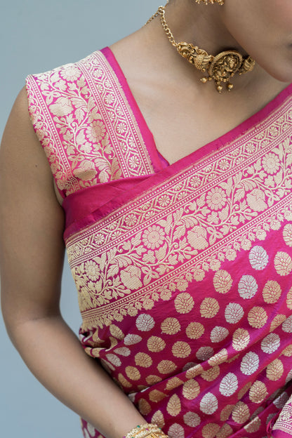 Katan Kadhua Silver Gold Booti Rani Saree