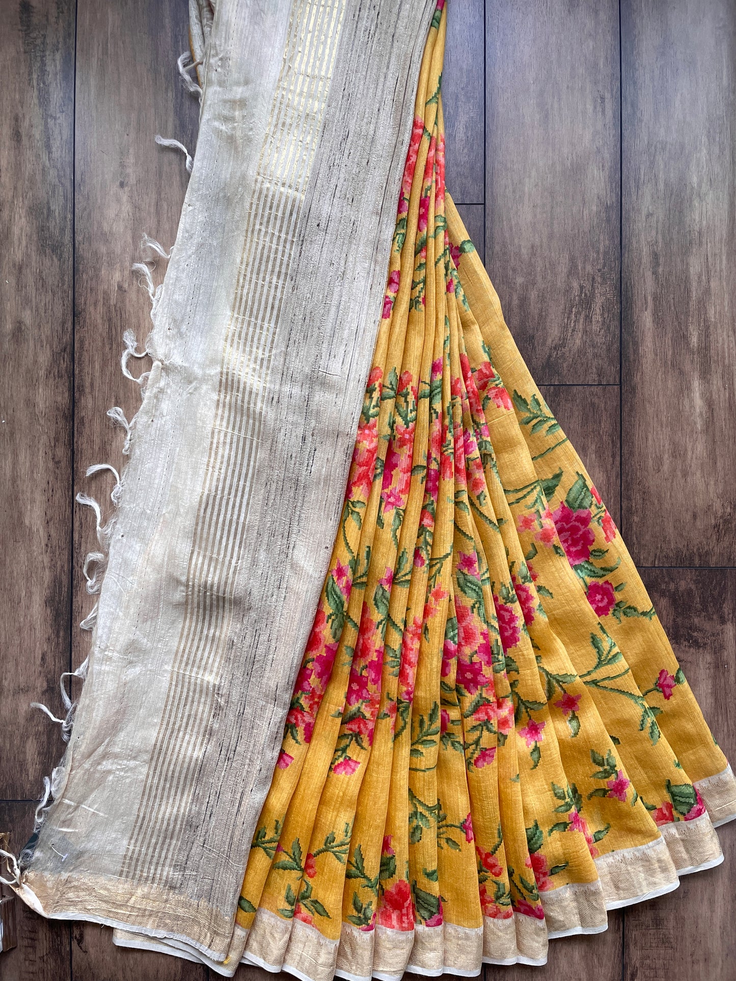 Floral Moonga Printed Yellow Saree