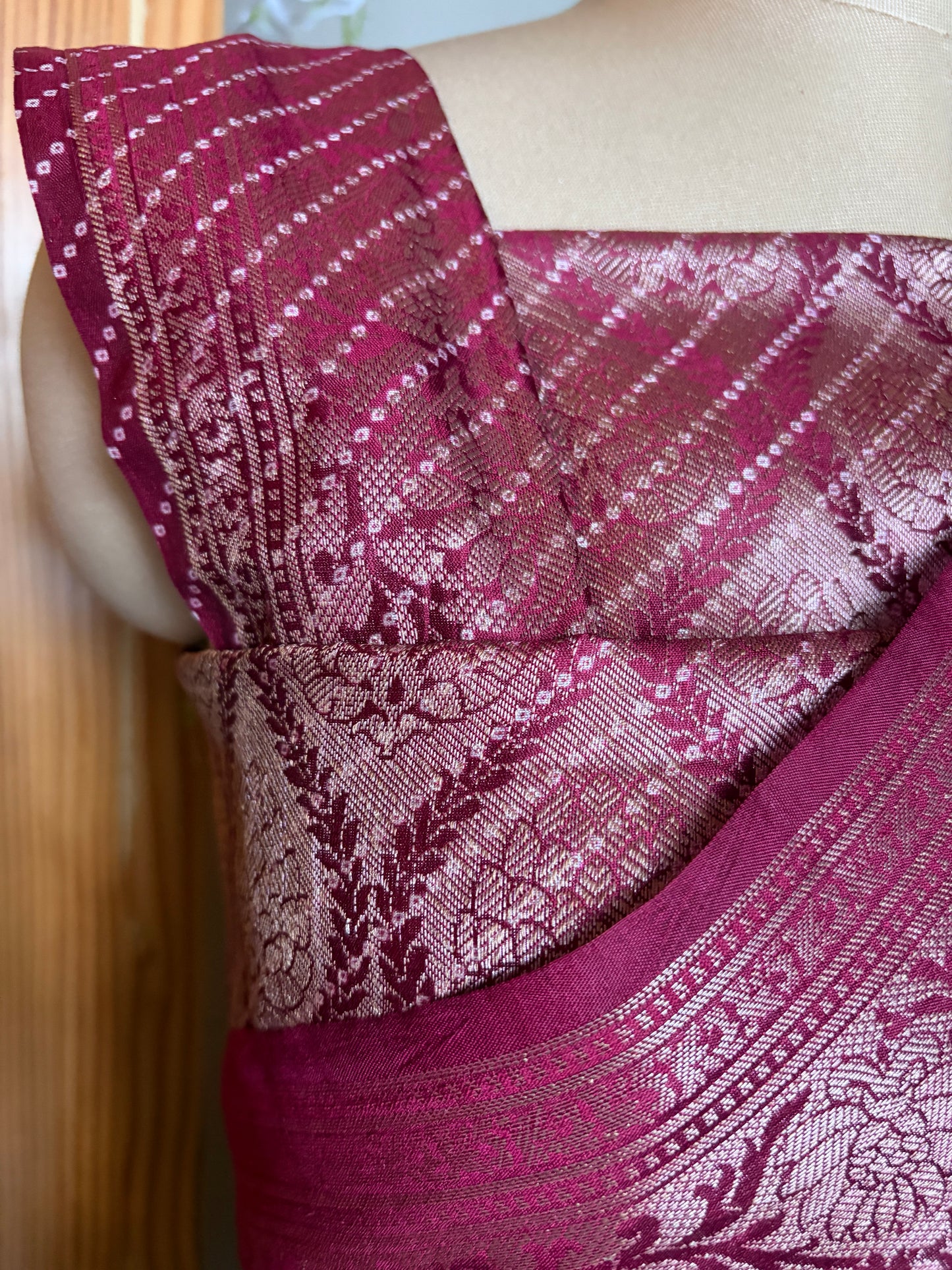 Handloom Chiniya Silk Leheriya Rani Saree