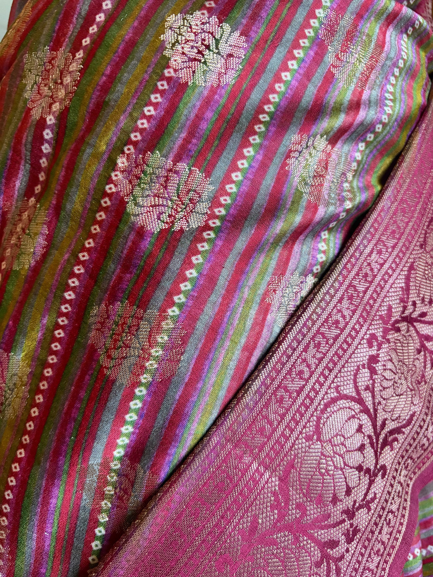 Handloom Chiniya Silk Leheriya Rani Saree
