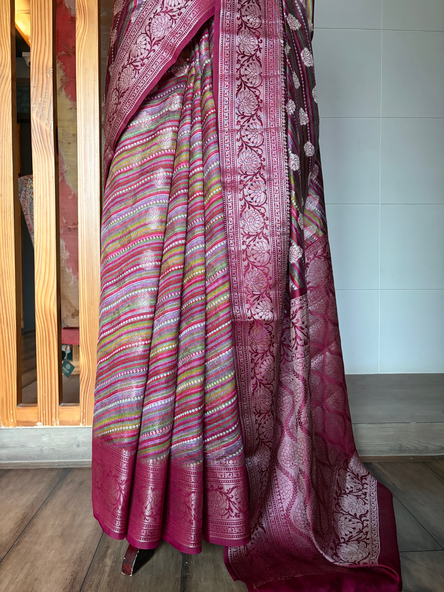 Handloom Chiniya Silk Leheriya Rani Saree