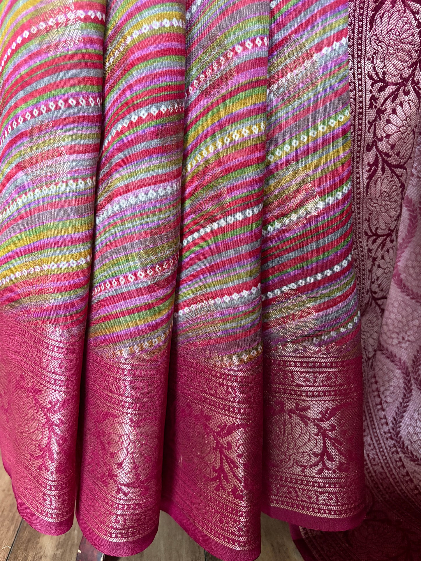 Handloom Chiniya Silk Leheriya Rani Saree