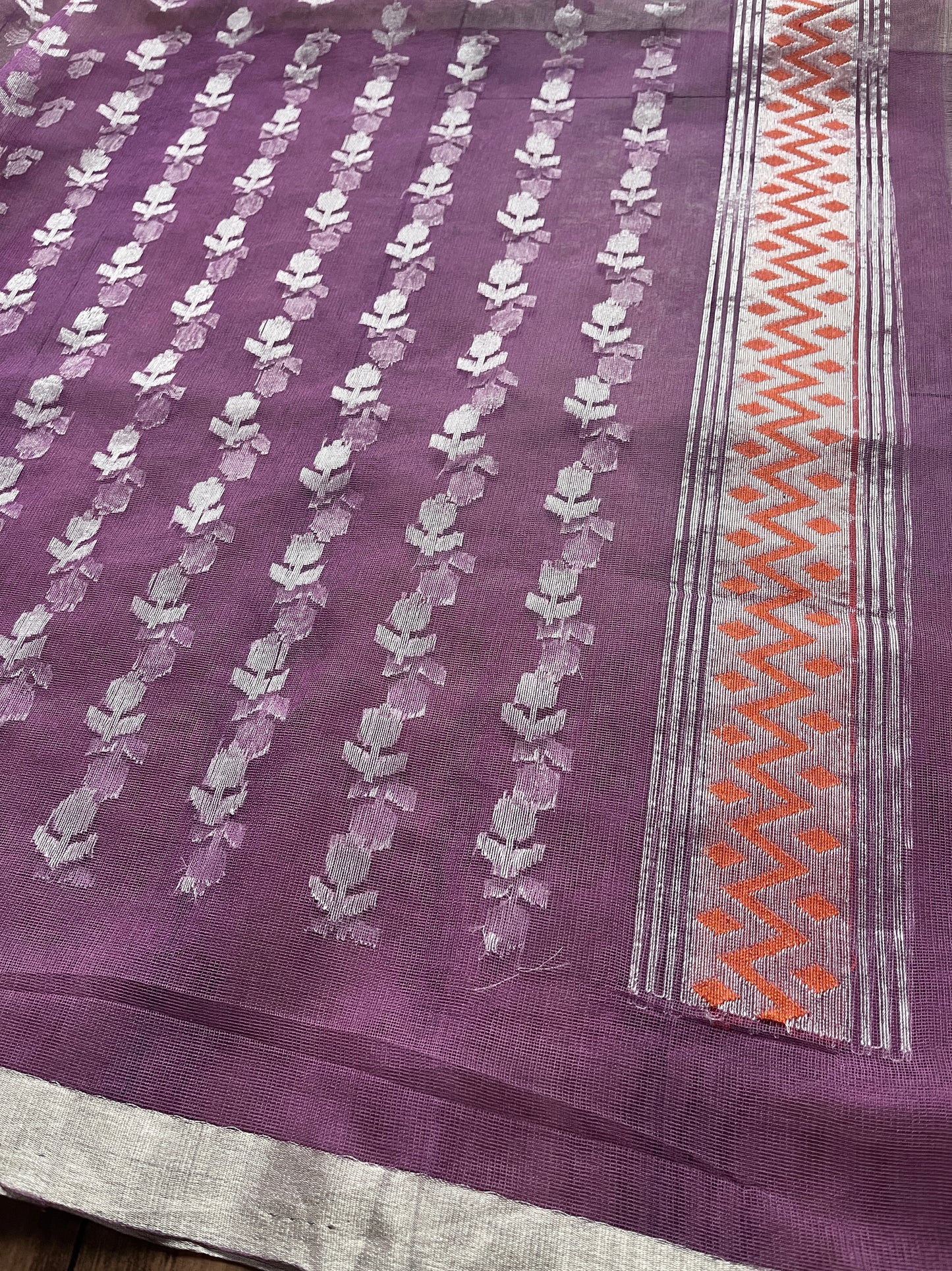 Khaddi Net Kadhua Lavender Saree