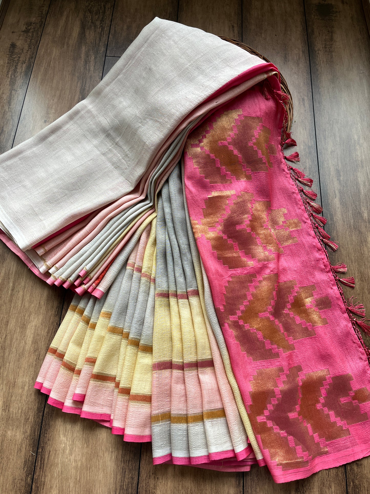 Soft Tusser Multicolour Saree