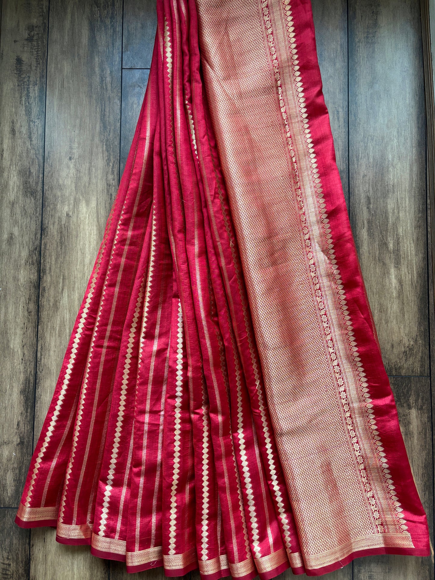 Chiniya Stripes Red Saree