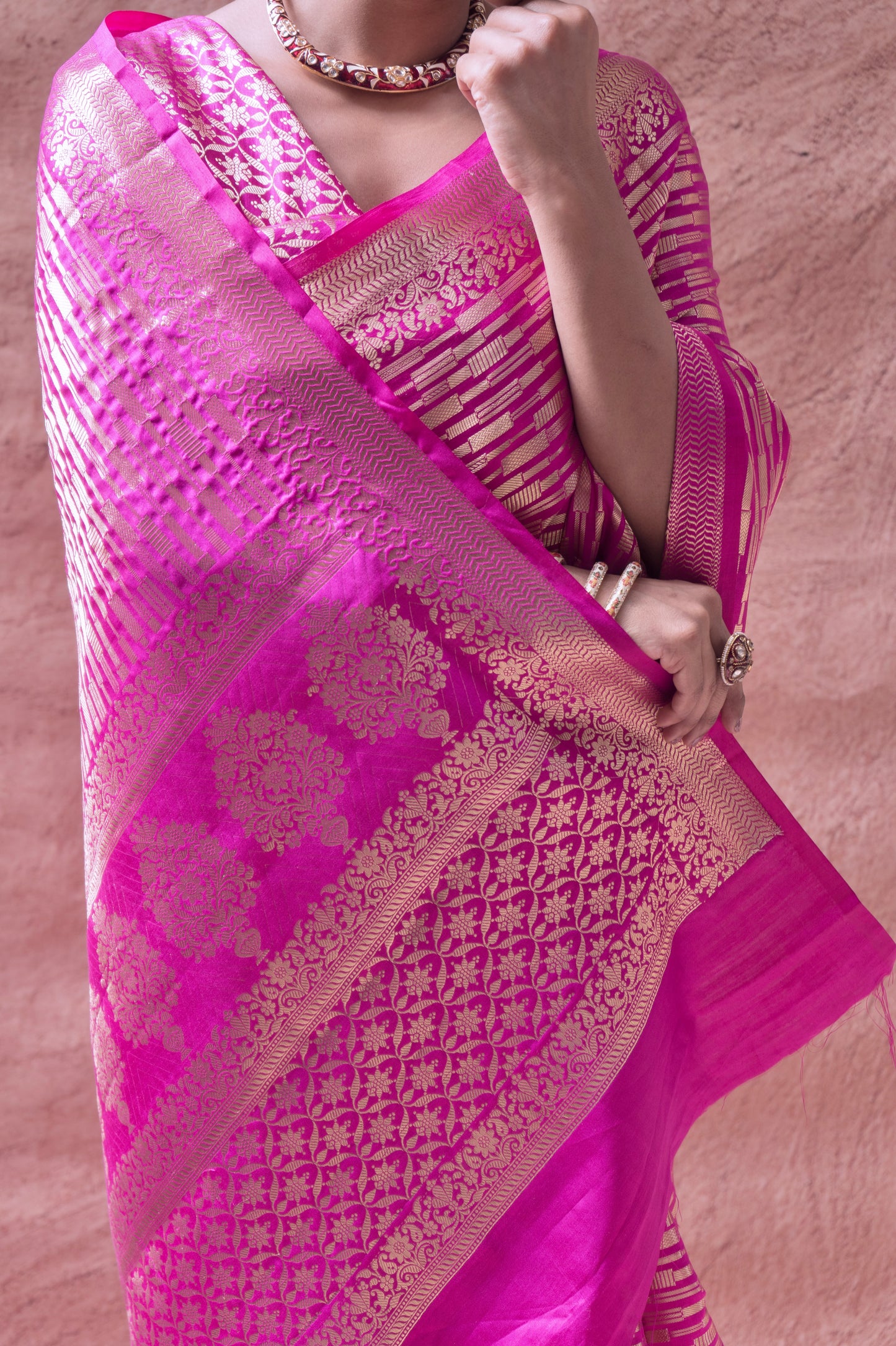 Chiniya Rani Zari Stripes Saree