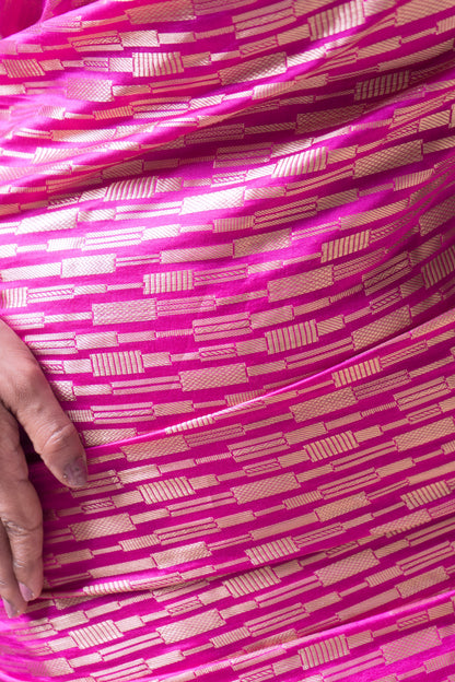 Chiniya Rani Zari Stripes Saree