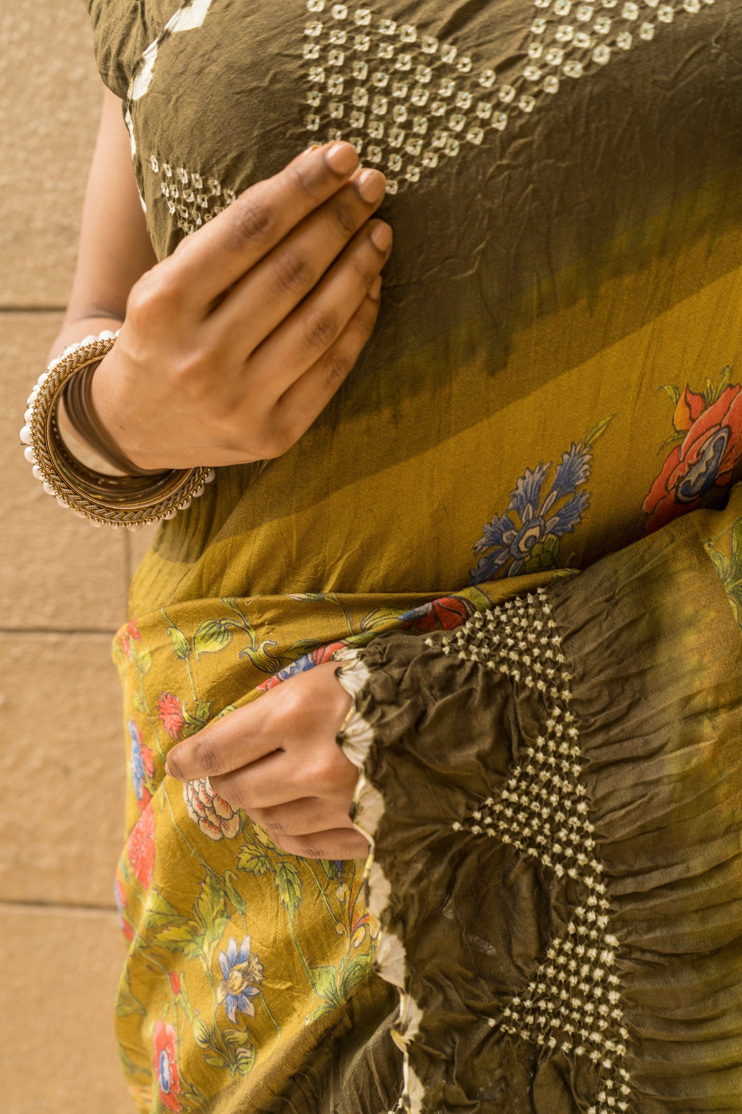 Chiniya Pichwai (Mehendi Green) Bandhej Saree