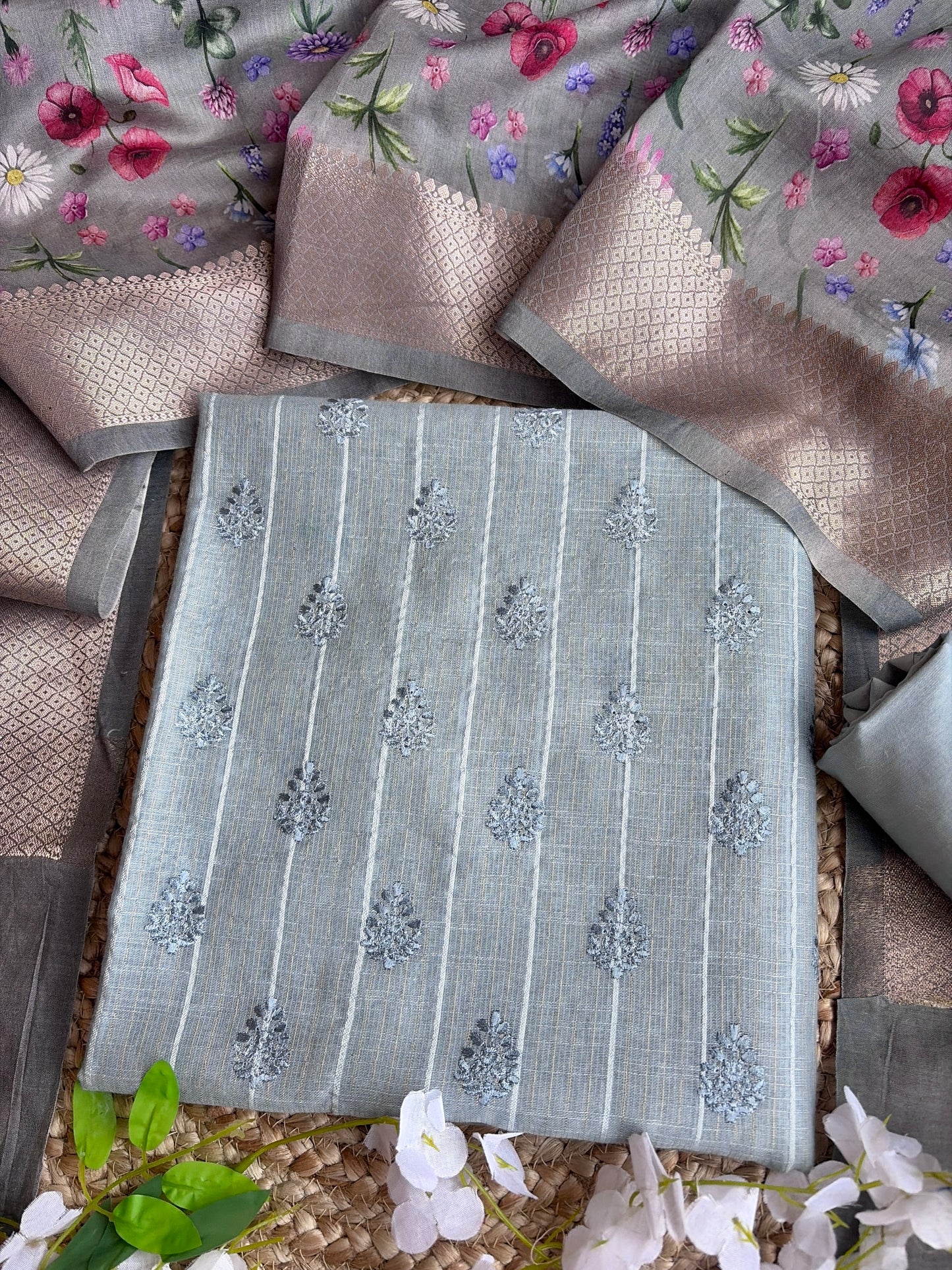 Handloom Thread Digital Print Grey Set