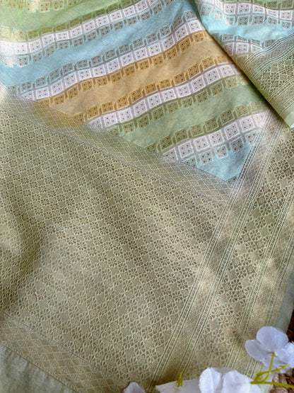 Multicolour Rangkat Aasmani Set