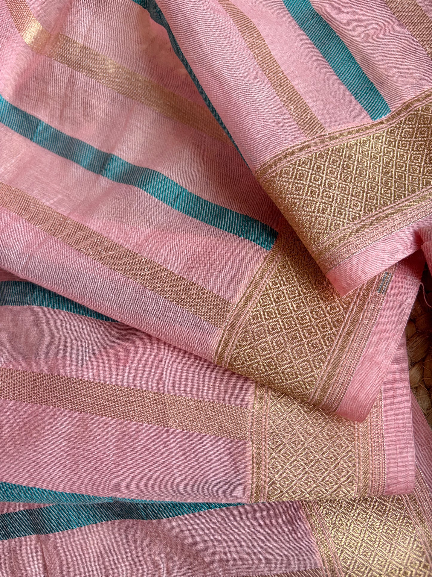 Zari Weaving Baby Pink Set